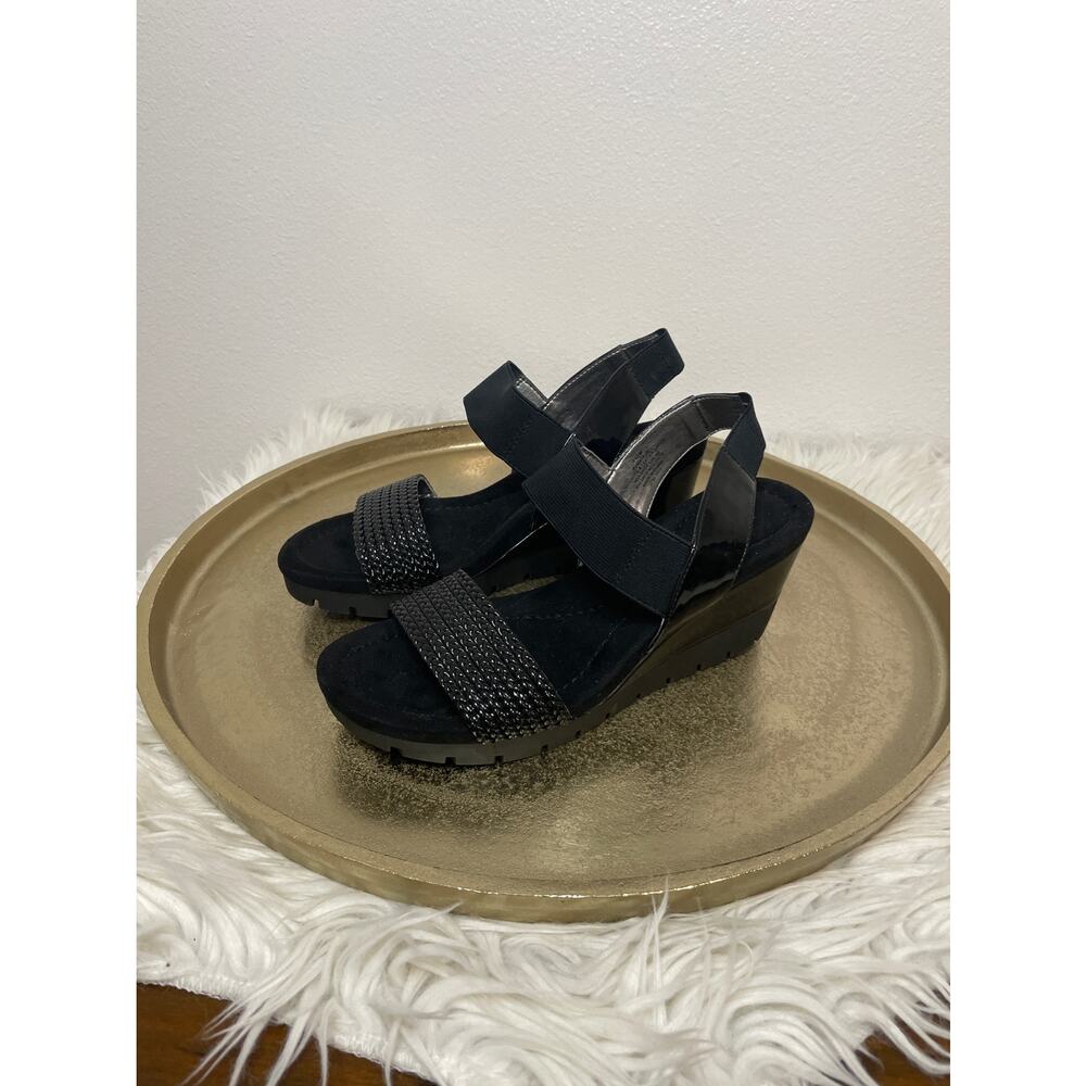 BANDOLINO Bdmateja Black Wedges Size 7.5 M